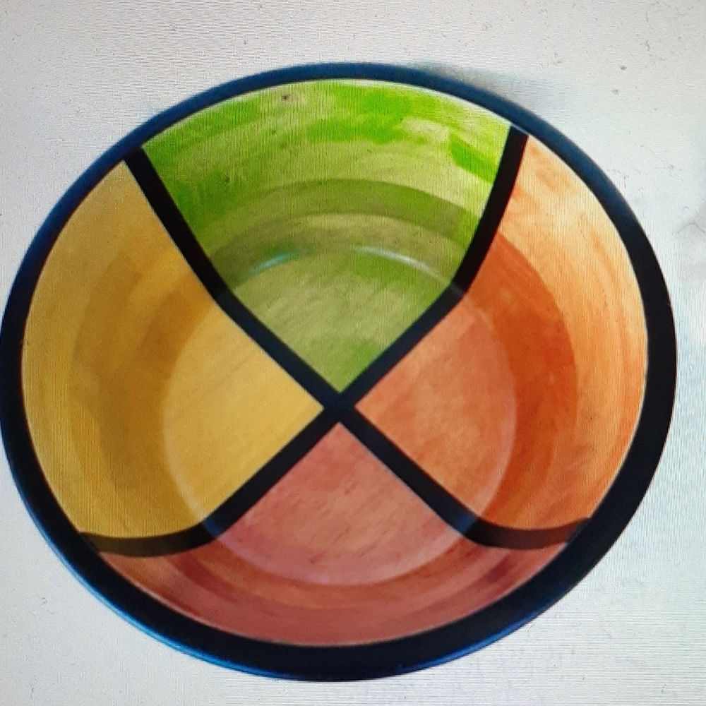 Large Acacia wood salad bowl. - Picture 5 of 7